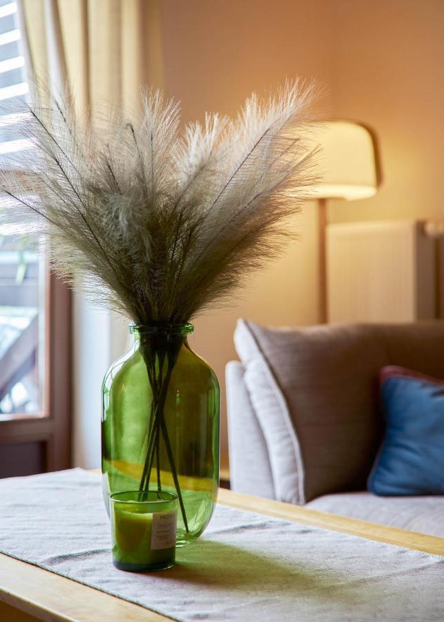 Nad Jeziorem Apartment *